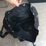 𝐏𝐑𝐀𝐃𝐀 Runway model shoulder bag