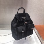 𝐏𝐑𝐀𝐃𝐀 Mini crossbody small backpack