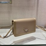 𝐏𝐑𝐀𝐃𝐀 1BP019 Crossbody bag