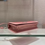 𝐏𝐑𝐀𝐃𝐀 1BP019 Crossbody bag