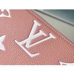 𝐋𝐎𝐔𝐈𝐒 𝐕𝐔𝐈𝐓𝐓𝐎𝐍   M81645