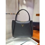 𝐏𝐑𝐀𝐃𝐀 New Model 1BC142