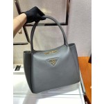 𝐏𝐑𝐀𝐃𝐀 New Model 1BC142