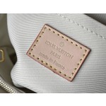 𝐋𝐎𝐔𝐈𝐒 𝐕𝐔𝐈𝐓𝐓𝐎𝐍   M46055