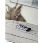 𝐋𝐎𝐔𝐈𝐒 𝐕𝐔𝐈𝐓𝐓𝐎𝐍    M81859