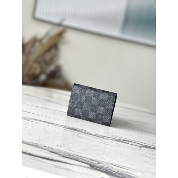 𝐋𝐎𝐔𝐈𝐒 𝐕𝐔𝐈𝐓𝐓𝐎𝐍  N63338