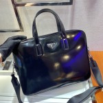 𝐏𝐑𝐀𝐃𝐀 Briefcase 2VE368
