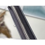 𝐋𝐎𝐔𝐈𝐒 𝐕𝐔𝐈𝐓𝐓𝐎𝐍    N41661