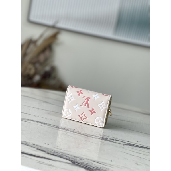 𝐋𝐎𝐔𝐈𝐒 𝐕𝐔𝐈𝐓𝐓𝐎𝐍   M82291