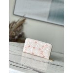 𝐋𝐎𝐔𝐈𝐒 𝐕𝐔𝐈𝐓𝐓𝐎𝐍    M82290