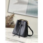 𝐋𝐎𝐔𝐈𝐒 𝐕𝐔𝐈𝐓𝐓𝐎𝐍     M22598