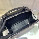 𝐏𝐑𝐀𝐃𝐀 New camera bag 2VH069