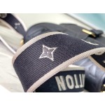 𝐋𝐎𝐔𝐈𝐒 𝐕𝐔𝐈𝐓𝐓𝐎𝐍    M46386