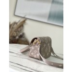 𝐋𝐎𝐔𝐈𝐒 𝐕𝐔𝐈𝐓𝐓𝐎𝐍     M46388