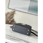 𝐋𝐎𝐔𝐈𝐒 𝐕𝐔𝐈𝐓𝐓𝐎𝐍   M51783