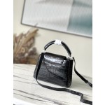 𝐋𝐎𝐔𝐈𝐒 𝐕𝐔𝐈𝐓𝐓𝐎𝐍   M51783