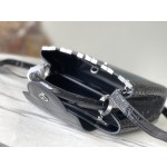 𝐋𝐎𝐔𝐈𝐒 𝐕𝐔𝐈𝐓𝐓𝐎𝐍   M51783