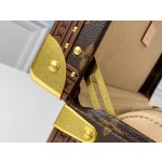 𝐋𝐎𝐔𝐈𝐒 𝐕𝐔𝐈𝐓𝐓𝐎𝐍     M47641