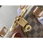 𝐋𝐎𝐔𝐈𝐒 𝐕𝐔𝐈𝐓𝐓𝐎𝐍     N40472