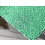 𝐋𝐎𝐔𝐈𝐒 𝐕𝐔𝐈𝐓𝐓𝐎𝐍   M82011