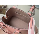 𝐋𝐎𝐔𝐈𝐒 𝐕𝐔𝐈𝐓𝐓𝐎𝐍    M21682