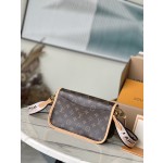 𝐋𝐎𝐔𝐈𝐒 𝐕𝐔𝐈𝐓𝐓𝐎𝐍    M45985