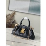 𝐋𝐎𝐔𝐈𝐒 𝐕𝐔𝐈𝐓𝐓𝐎𝐍     M22326