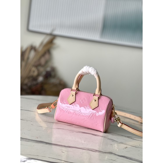 𝐋𝐎𝐔𝐈𝐒 𝐕𝐔𝐈𝐓𝐓𝐎𝐍      M81879