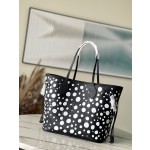 𝐋𝐎𝐔𝐈𝐒 𝐕𝐔𝐈𝐓𝐓𝐎𝐍      M46390