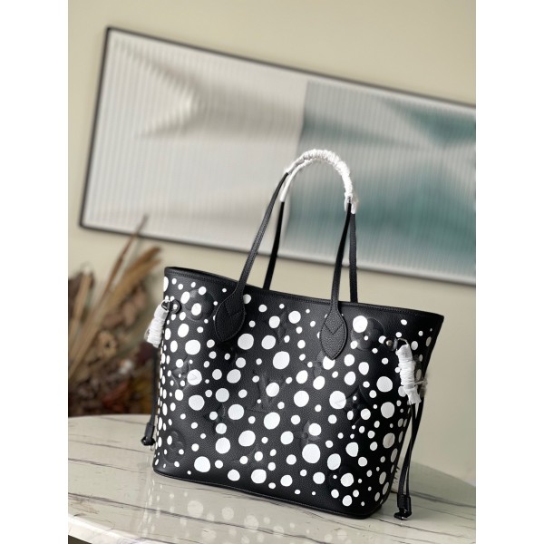 𝐋𝐎𝐔𝐈𝐒 𝐕𝐔𝐈𝐓𝐓𝐎𝐍      M46390