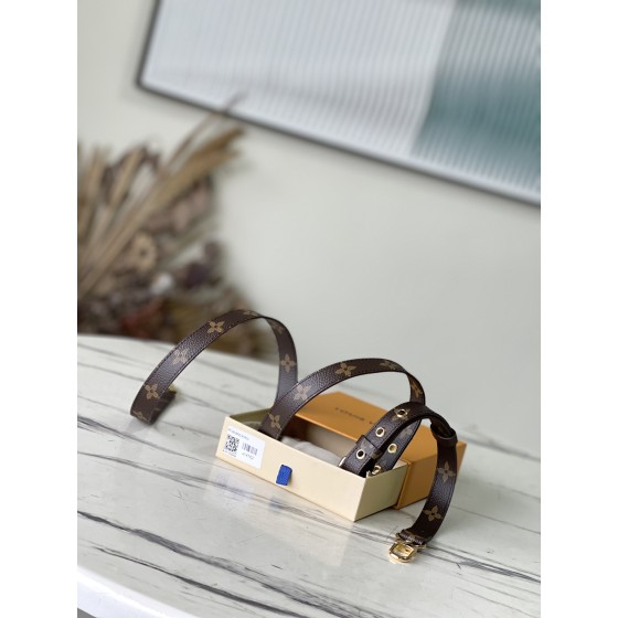 𝐋𝐎𝐔𝐈𝐒 𝐕𝐔𝐈𝐓𝐓𝐎𝐍     J14102