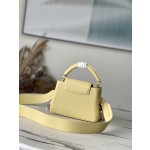 𝐋𝐎𝐔𝐈𝐒 𝐕𝐔𝐈𝐓𝐓𝐎𝐍    M21798