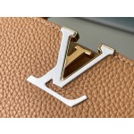 𝐋𝐎𝐔𝐈𝐒 𝐕𝐔𝐈𝐓𝐓𝐎𝐍     M21652