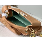 𝐋𝐎𝐔𝐈𝐒 𝐕𝐔𝐈𝐓𝐓𝐎𝐍     M21652