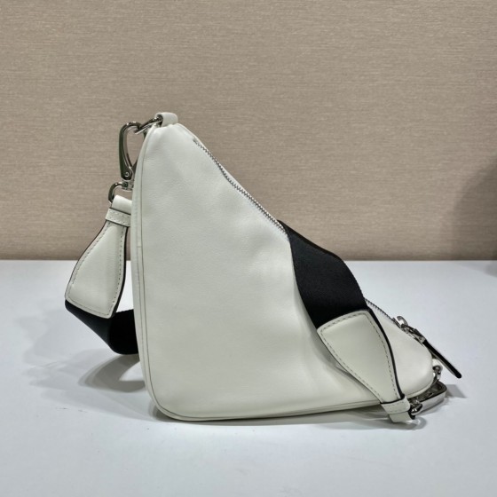𝐏𝐑𝐀𝐃𝐀 Triangle Crossbody Bag 1BH190