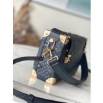 𝐋𝐎𝐔𝐈𝐒 𝐕𝐔𝐈𝐓𝐓𝐎𝐍   M46358