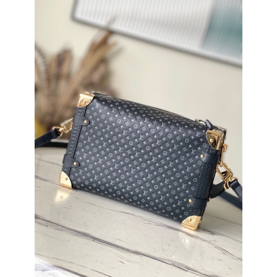 𝐋𝐎𝐔𝐈𝐒 𝐕𝐔𝐈𝐓𝐓𝐎𝐍   M46358