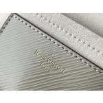 𝐋𝐎𝐔𝐈𝐒 𝐕𝐔𝐈𝐓𝐓𝐎𝐍   M21112