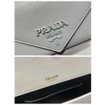 𝐏𝐑𝐀𝐃𝐀 Crossbody bag 1BP020