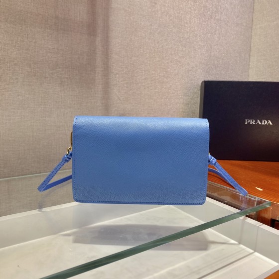 𝐏𝐑𝐀𝐃𝐀 Crossbody bag 1BP020