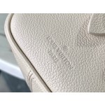 𝐋𝐎𝐔𝐈𝐒 𝐕𝐔𝐈𝐓𝐓𝐎𝐍    M46397