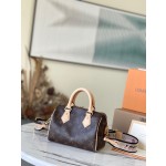 𝐋𝐎𝐔𝐈𝐒 𝐕𝐔𝐈𝐓𝐓𝐎𝐍    M45957