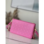 𝐋𝐎𝐔𝐈𝐒 𝐕𝐔𝐈𝐓𝐓𝐎𝐍    M82232