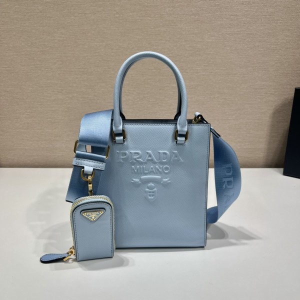 𝐏𝐑𝐀𝐃𝐀 Small size tote bag 1BA333