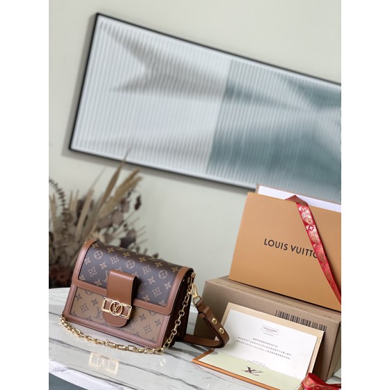 𝐋𝐎𝐔𝐈𝐒 𝐕𝐔𝐈𝐓𝐓𝐎𝐍    M45958