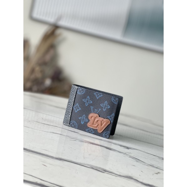 𝐋𝐎𝐔𝐈𝐒 𝐕𝐔𝐈𝐓𝐓𝐎𝐍     M81821