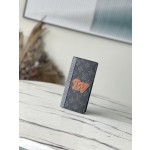 𝐋𝐎𝐔𝐈𝐒 𝐕𝐔𝐈𝐓𝐓𝐎𝐍     M81807