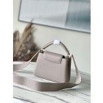 𝐋𝐎𝐔𝐈𝐒 𝐕𝐔𝐈𝐓𝐓𝐎𝐍  M48865