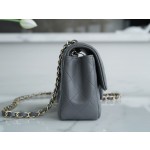 𝐂𝐇𝐀𝐍𝐄𝐋 Classic Flap Italy 🇮🇹 "𝗚𝗥" Original Lambskin 🐑 Classic Mouth Flap Bag Large 𝒎𝒊𝒏𝒊🔆 Dark Grey