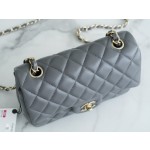 𝐂𝐇𝐀𝐍𝐄𝐋 Classic Flap Italy 🇮🇹 "𝗚𝗥" Original Lambskin 🐑 Classic Mouth Flap Bag Large 𝒎𝒊𝒏𝒊🔆 Dark Grey